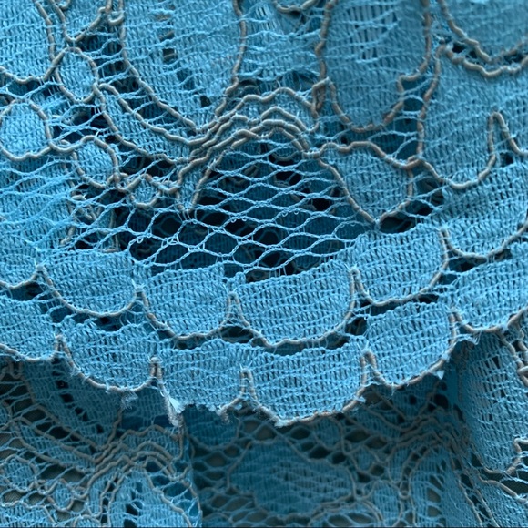 Banana Republic Womens periwinkle blue tiered lace dress with capped sleeves - Picture 6 of 13